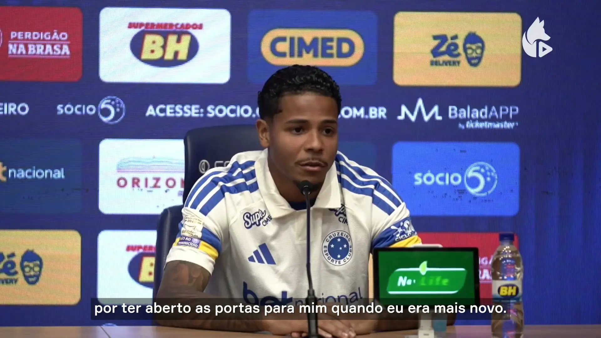 Wesley destaca gratidão ao Cruzeiro e ao clube formador em sua apresentação oficial