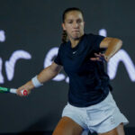 WTA Monterrey: Parry avança às quartas, Mertens aguarda estreia e Potapova desiste