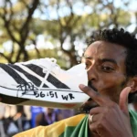 Yomif Kejelcha estabelece novo recorde mundial na Meia Maratona de Buenos Aires
