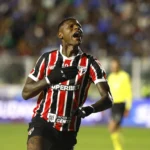 Zagueiro Arboleda se prepara para reencontro com a torcida do São Paulo no Morumbis