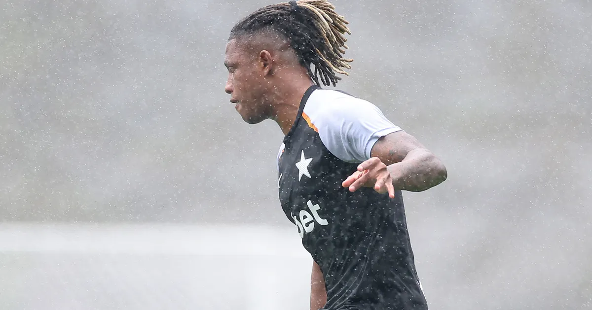 Zenit explica recuo em negociação por Danilo do Botafogo