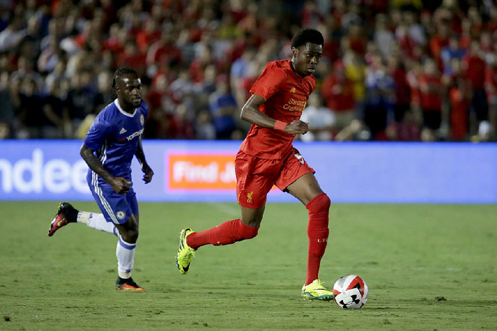 A trajetória de Ovie Ejaria: das promessas no Liverpool ao esquecimento