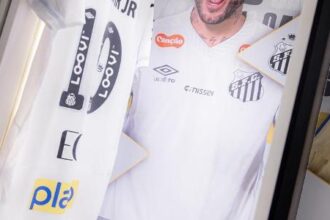 Adidas apresenta proposta para vestir o Santos a partir de 2028