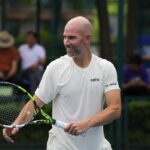 Adrian Mannarino elimina o atual campeão Alejandro Tabilo nas oitavas de final em Chengdu