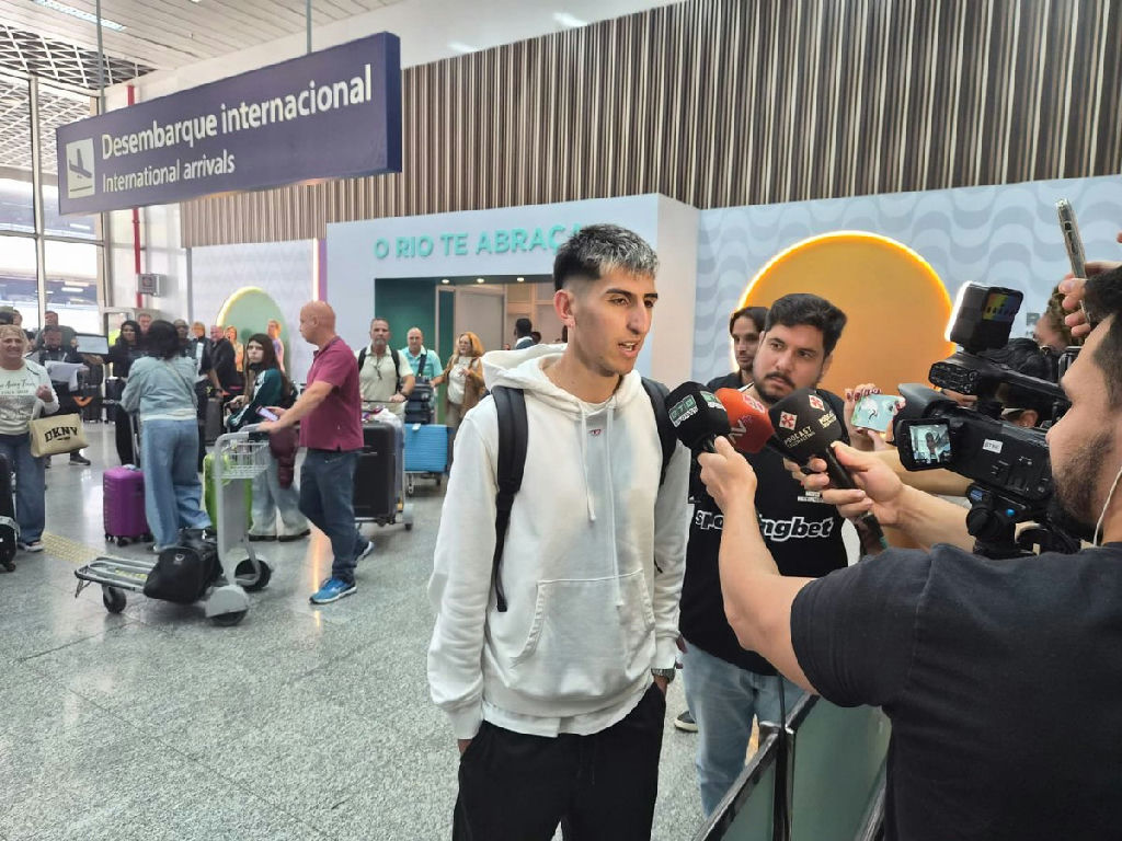 Alan Lescano desembarca no Rio de Janeiro para reforçar o elenco do Vasco