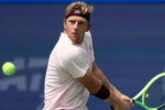 Alejandro Davidovich Fokina supera retorno e avança no ATP 250 de Chengdu