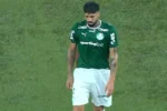 Alexander Barboza é expulso em reencontro tenso contra o Botafogo no Nilton Santos