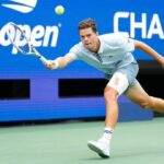 Alexander Blockx supera dores intensas e avança às quartas no US Open