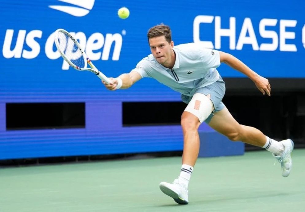 Alexander Blockx supera dores intensas e avança às quartas no US Open