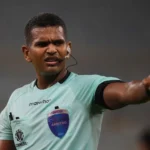 Alexis Herrera é o árbitro de Vasco e Santa Fe pela Copa Sul-americana