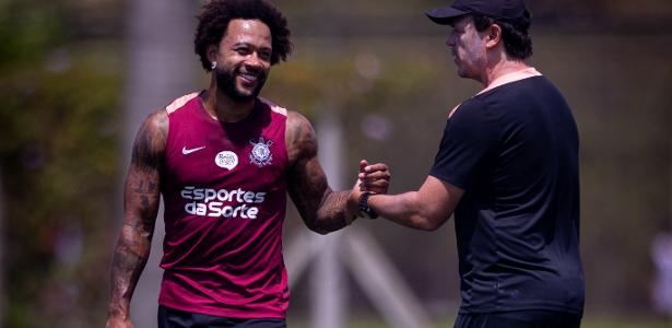 Análise aponta que Memphis Depay não deve justificar alto salário no Corinthians