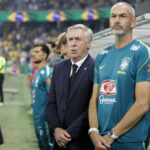 Ancelotti pede paciência aos torcedores durante fase de testes na Seleção Brasileira