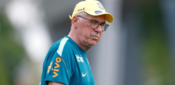 Ancelotti reflete sobre eliminação e projeta renovação na seleção brasileira