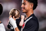 Andrey Fernandes, do Vasco Sub-20, volta à decisão do Brasileiro após cena viral com bebê