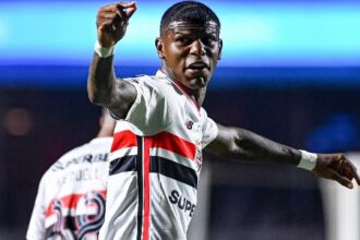 Arboleda retorna ao radar da seleção equatoriana sob comando de Marcelo Gallardo