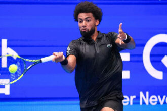 Arthur Fils supera quali e avança à segunda rodada do ATP 500 de Tóquio