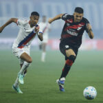 Athletico Paranaense supera Bahia em confronto direto pelo Campeonato Brasileiro