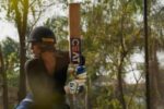 Atleta trans apresenta evidências científicas para competir no críquete australiano