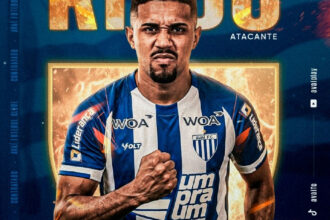 Avaí oficializa a contratação do atacante Rildo para reforçar o elenco na Série B