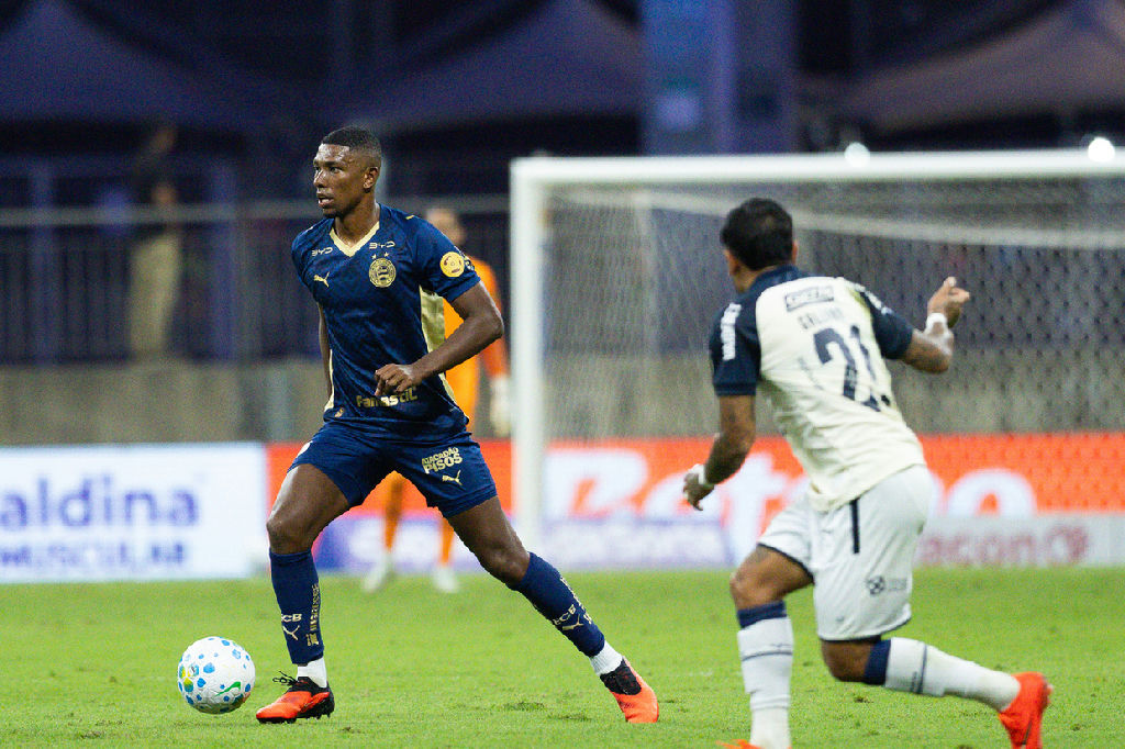 Bahia supera Remo em confronto decisivo com placar de 2 a 1