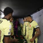 Bastidores do Vasco revelam discursos de liderança antes da goleada sobre o Coritiba