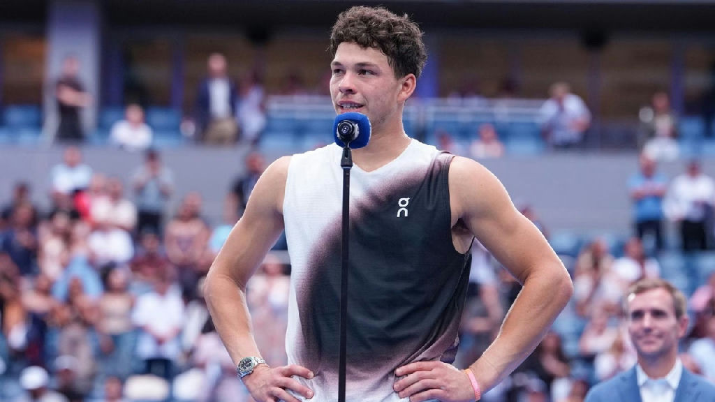 Ben Shelton projeta evolução após vice-campeonato no US Open