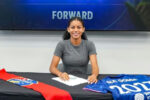 Bia Gomes é a nova contratação do North Carolina Courage para a NWSL