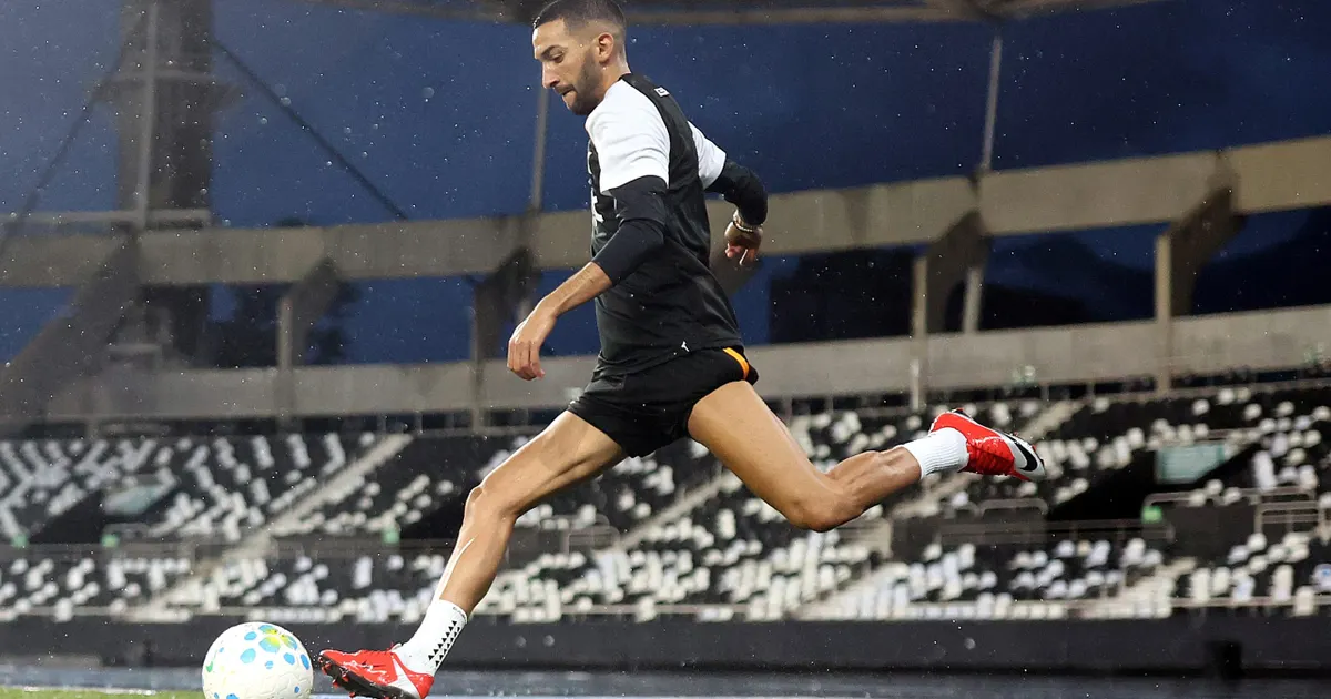 Botafogo acelera trâmites burocráticos para a estreia de Hakim Ziyech