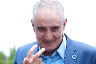 Botafogo acelera tratativas para anunciar Tite como novo treinador