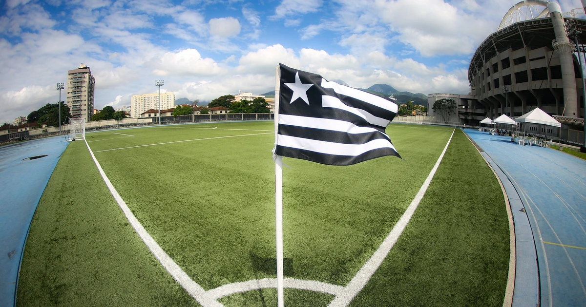 Botafogo alerta sobre golpes envolvendo cobranças indevidas em peneiras da base