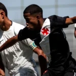 Botafogo amarga terceira derrota seguida no Carioca Sub-20 após revés para o Vasco