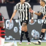 Botafogo antecipa retorno de Tiquinho Soares e Matheus Martins aos treinos