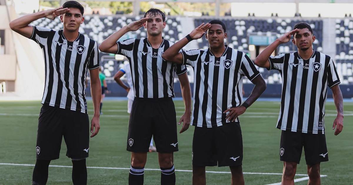Botafogo atropela Sampaio Corrêa por 4 a 0 e assume a vice-liderança do Carioca Sub-20