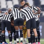 Botafogo busca reabilitação no Nilton Santos em confronto adiado contra o Grêmio