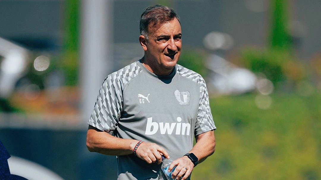 Botafogo buscou o técnico Carlos Carvalhal para o lugar de Franclim Carvalho diz jornal português
