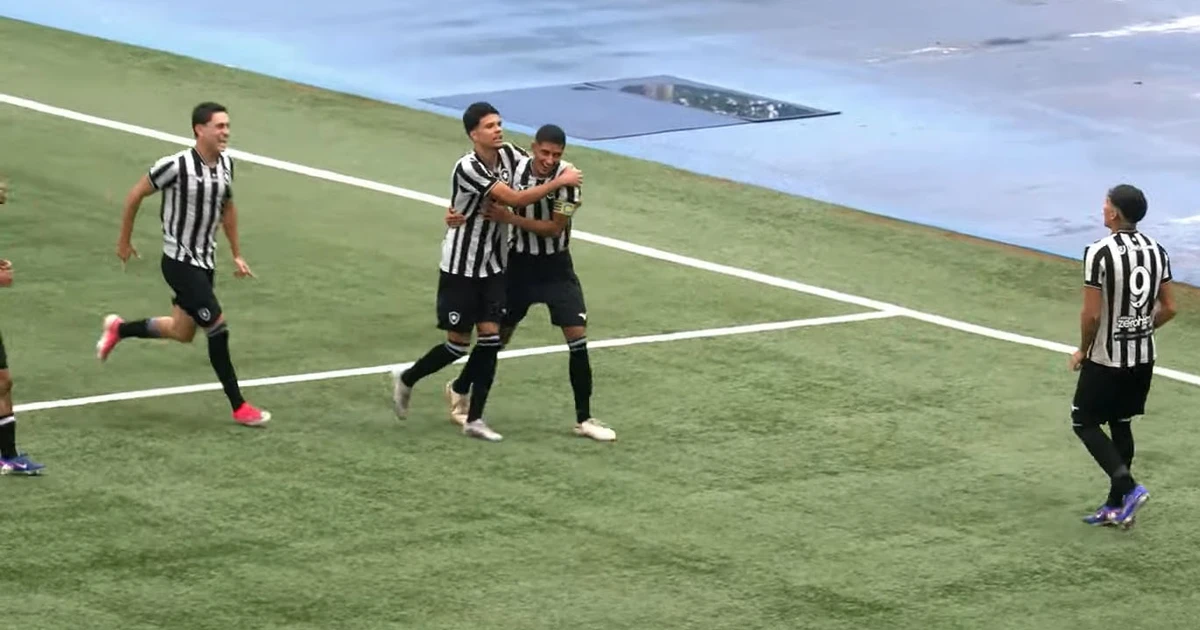 Botafogo goleia Estrela de Março e garante vaga na Copa do Brasil Sub-20