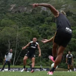 Botafogo mantém busca ativa por reforços para o setor ofensivo nesta janela