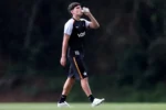 Botafogo renegocia contrato de Montoro e garante permanência do meia argentino