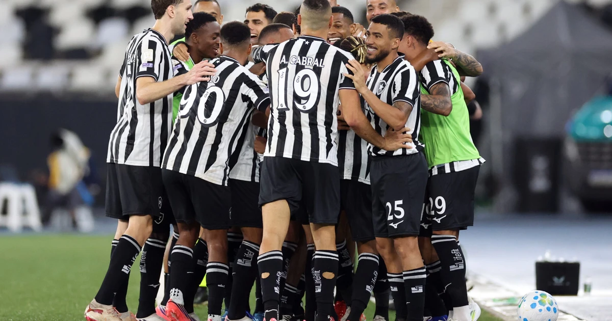 Botafogo vence Grêmio no Nilton Santos e respira aliviado no Brasileirão 2026