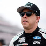 Brad Keselowski confirma saída da RFK Racing ao final da temporada 2026