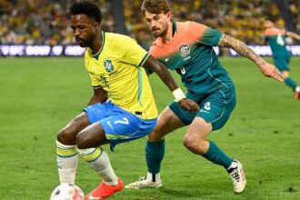 Brasil busca empate contra Austrália em primeiro amistoso pós-Copa