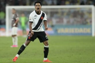 Brenner demonstra forte identificação com o Vasco e agita bastidores