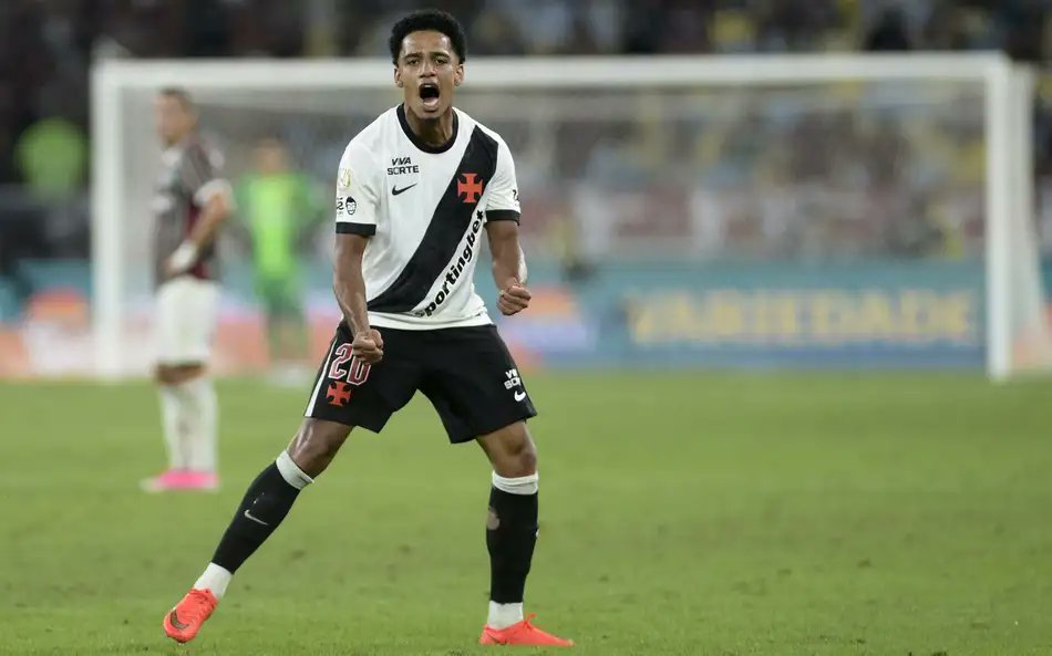Brenner demonstra forte identificação com o Vasco e agita bastidores