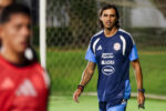 Bryan Ruiz assume comando da Costa Rica após demissão de Fernando Batista