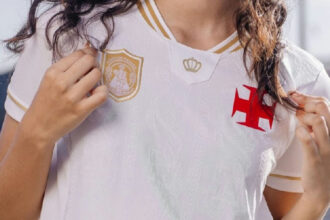 Camisa do Círio de Nazaré bate recorde histórico de vendas no Vasco