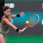 Carol Meligeni é superada por Leolia Jeanjean na estreia do WTA 125 de Barranquilla