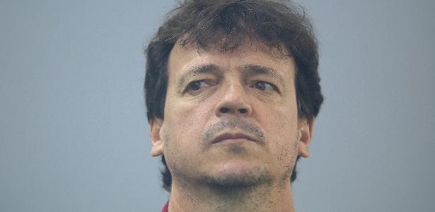 Casagrande critica Fernando Diniz e cobra resultados imediatos no Corinthians