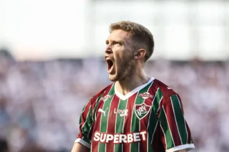 Castillo avalia pressão por desempenho após investimento milionário do Fluminense