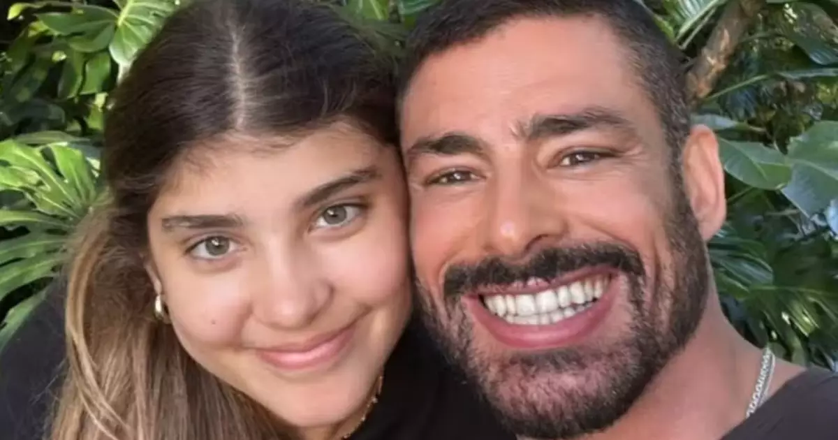 Cauã Reymond celebra descobertas da filha Sofia e reflete sobre a paternidade
