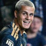 Cavan Sullivan quebra recorde histórico nos EUA e se consolida como promessa do Manchester City